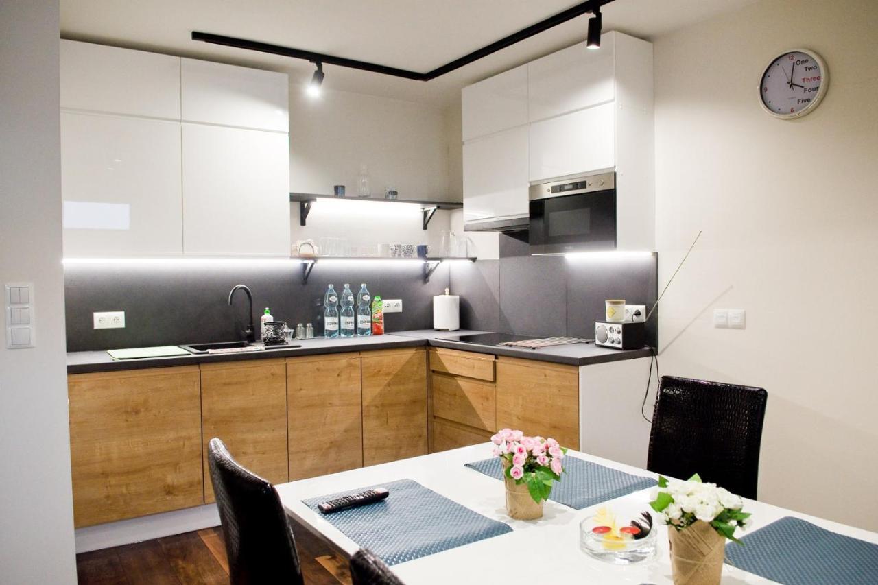 Apartamenty Dluga Nowy Targ Esterno foto